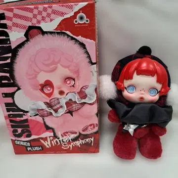 POP MART SKULLPANDA 윈터 심포니