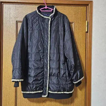 D.S CLUB 블랙 퀼팅 자켓