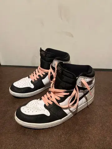 하이컷 스니커즈 화이트/블랙/그레이