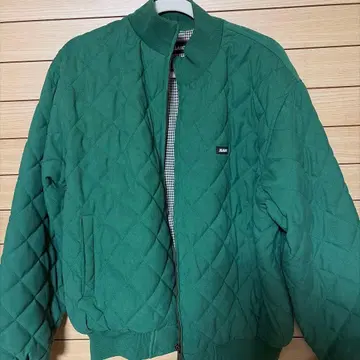 XLARGE 퀼팅 자켓 M 사이즈 그린