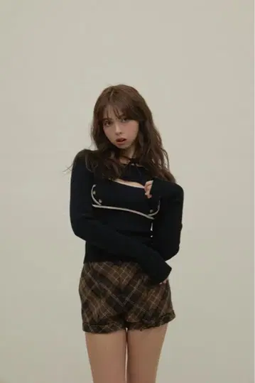 Elf button knit tops color black