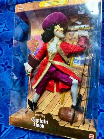 피터팬 캡틴 후크 피규어