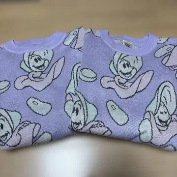 가격 인하 새상품 디즈니 영 오이스터 스웨터 M 사이즈. L 사이즈