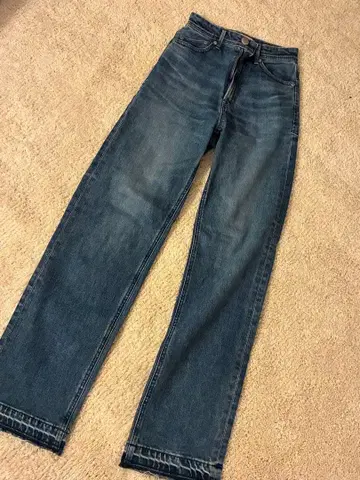 YANUK 야누크 스트레이트 데님 사이즈 21 WFB