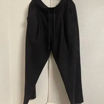 ZARA 페이크 스웨이드 플리츠 팬츠 블랙 자라