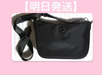 COCOCELUXGOLD 포코노 나일론 하프문 디자인 백