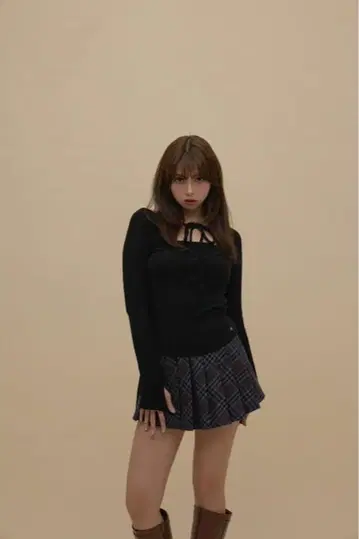 Nini 리본 탑 블랙