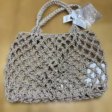 FEILER 베이지 바스켓백 신상