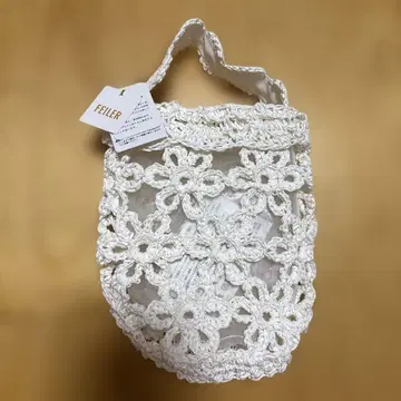 FEILER 화이트 레이스 핸드백