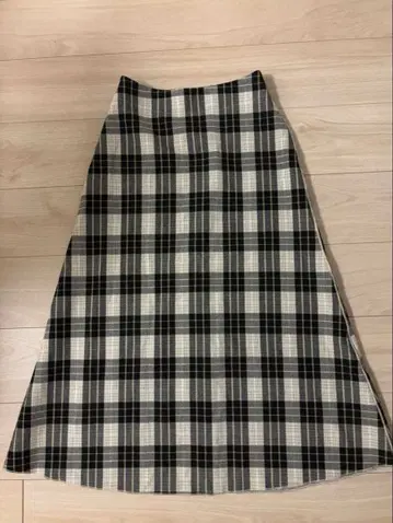 새상품급 SIMPLICITE 베이크루즈 체크 롱 스커트