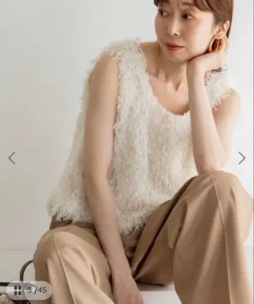 노블 페더얀 탱크탑 풀오버