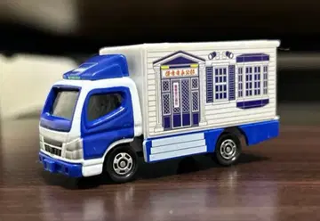 토미카 하카타시 시장 공관 미쓰비시 후소 캔터 (화이트 x 블루)