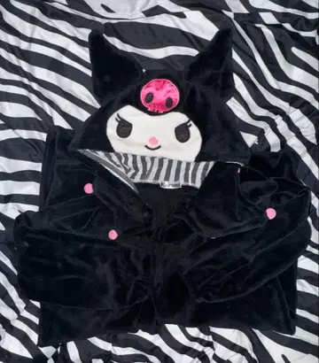 산리오 쿠로미 인형옷 파자마