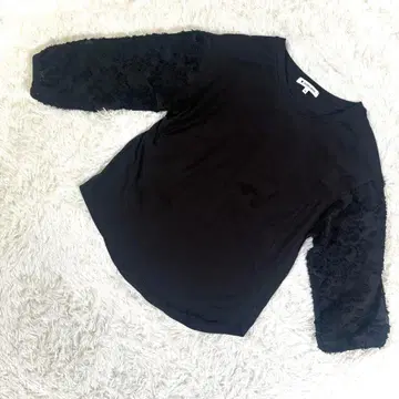 고품질 글로벌 워크 [M] 레이스 소매 티셔츠 7부 소매 블랙