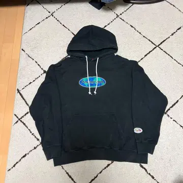 Paragraph 자수 로고 후드티