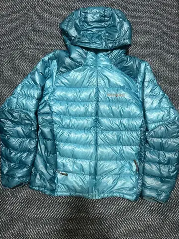 몽벨 U.L. 다운 가이드 후드티 드로 코드