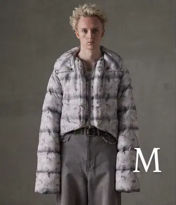 GRANCY 다운 자켓 [ GRANCY ] 프린트 숏 리얼 다운