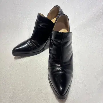 MOUSSY 가죽 숏부츠