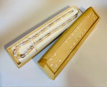 진주 목걸이 핑크 계열 액세서리