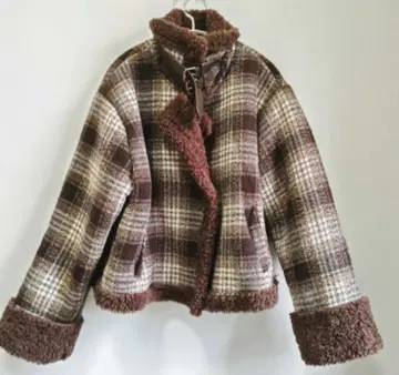 브라운 계열 체크 플리스 자켓 L