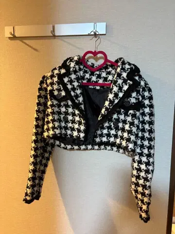하운드투스 체크 테일러드 크롭 자켓