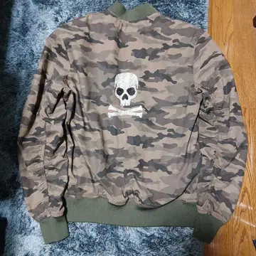 카모플라쥬 스컬 프린트 MA-1 자켓