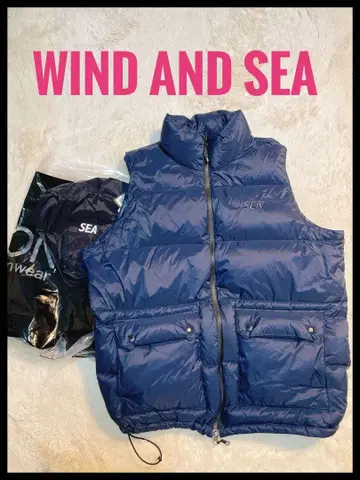 [새상품급] TAION x WIND AND SEA 다운 베스트 L 네이비