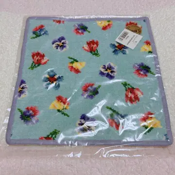 새상품 미사용 페이 라슈슈 손수건 꽃무늬 택 포함