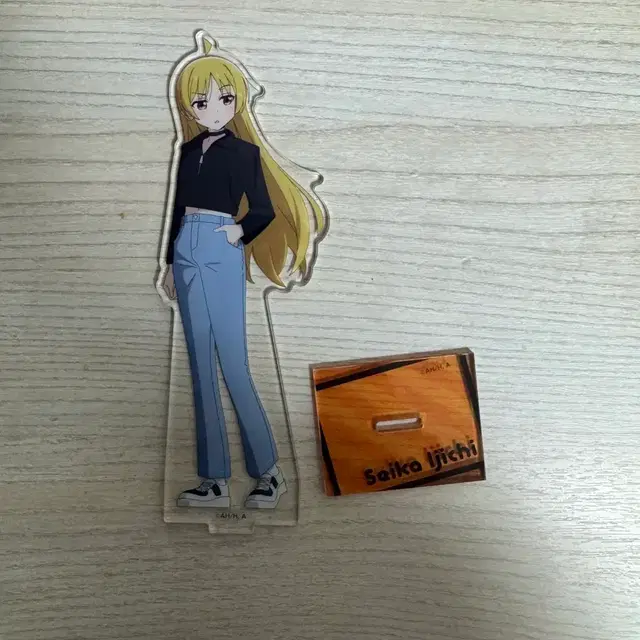 봇치더락 이지치 세이카 로손 콜라보 아크릴스탠드