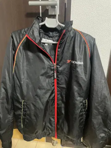 YOKOHAMA iceGUARD 6 블랙 자켓