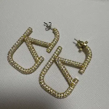 발렌티노 골드 귀걸이
