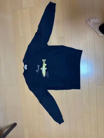 brook 물고기 프린트 블랙 트레이닝복 가격 인하 협상 가능