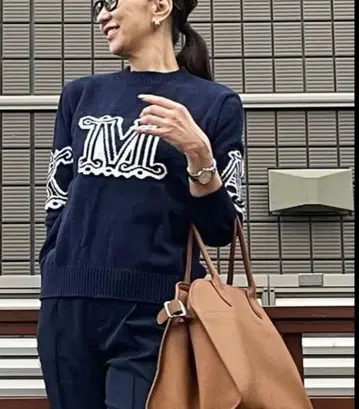 새상품급! joie 빅 로고 캐시미어 니트