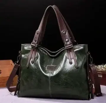 다크 그린 토트백 합성 피혁