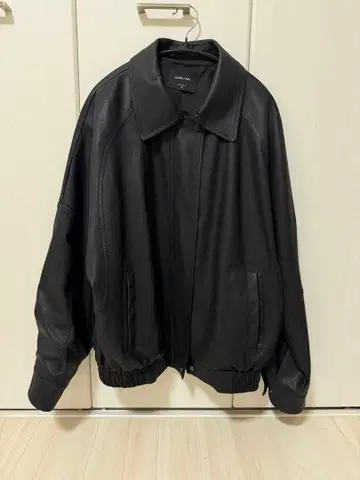 MINILANN 블랙 가죽 아우터 M