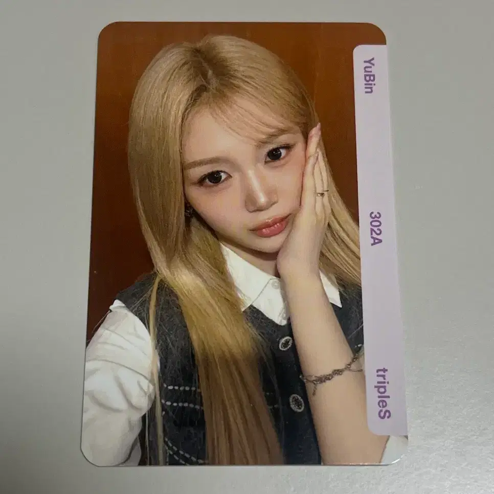 TRIPLES | 트리플에스 Triples Yu Bin sign polaroid wts sign