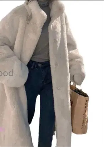 화이트 퍼 롱 코트