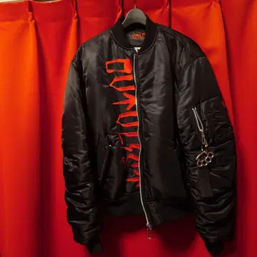 카탈리스트 cvtvlistMA-1 플라이트 자켓 블랙/레드