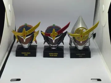 가면라이더 가이무 부신 가이무 키와미 암즈 바론 류겐 드라이브