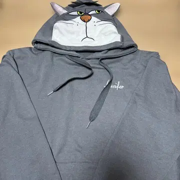 재가격 인하 디즈니 루시퍼 후드 부착 후드티 M 사이즈 신데렐라