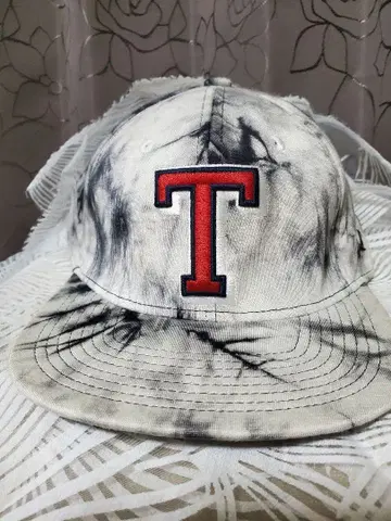 초레어 TOMMY HILFIGER 타이다이 패턴 T자형 야구 모자