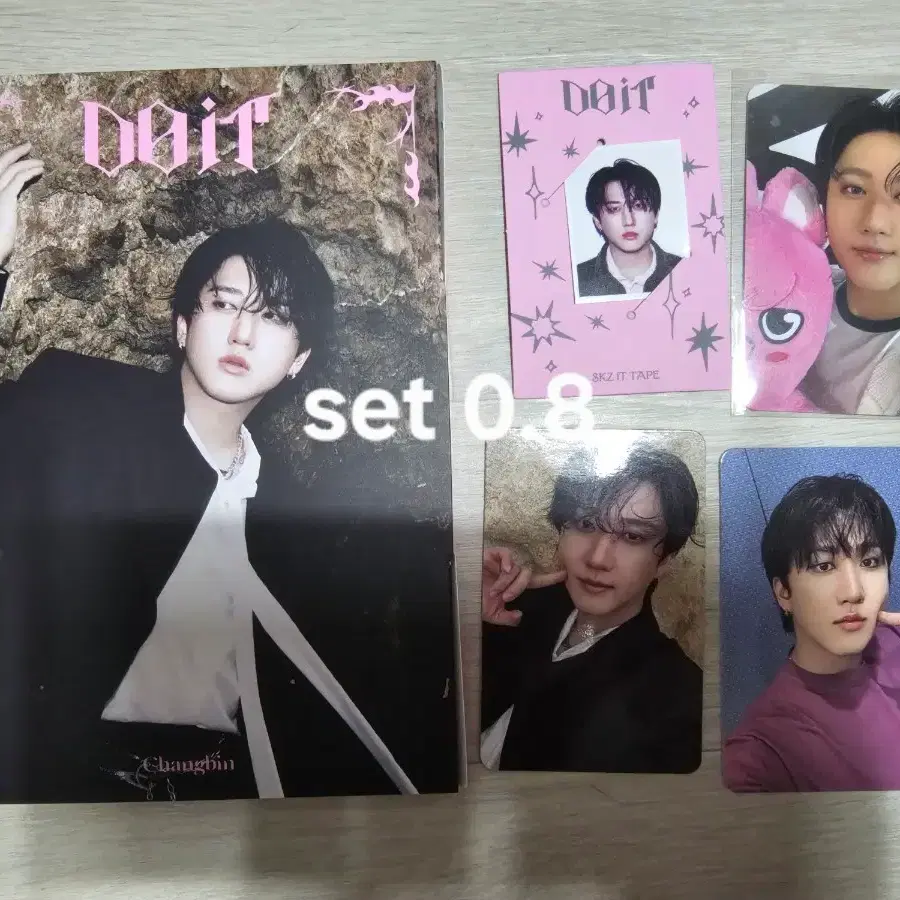 STRAY KIDS | 스트레이키즈 SKZ Do It album It ver. Felix set wts on