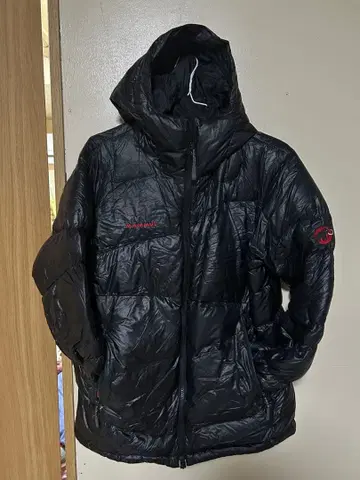 MAMMUT 다운 자켓 블랙 중고 고품질