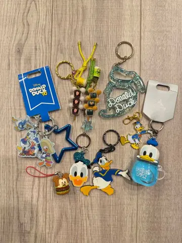 도널드 덕 스트랩 키링 9개 세트