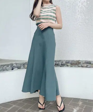 백 레이스업 머메이드 스커트 그린