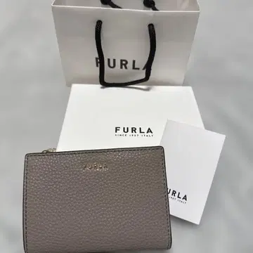 FURLA 그레이 접이식 지갑