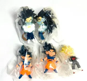 드래곤볼 UDM BURST 37 베지터 클론 칸바 손오공