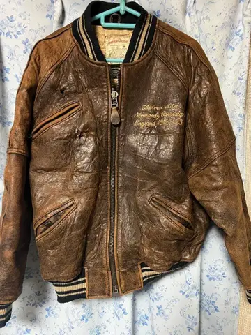 AVIREX 브라운 가죽 자켓