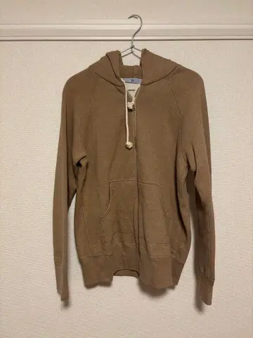 R&D.M.Co- 브라운 후드 부착 후드티