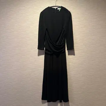 보더스 앳 발코니 원피스